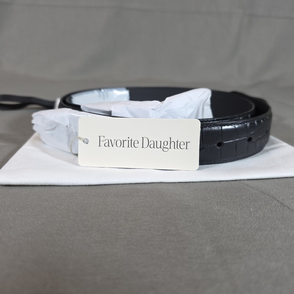 Favorite Daughter Women's The Jordan Croc Embossed Belt Large‎ With Bag